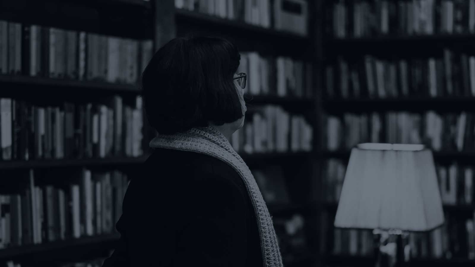 Thumbnail of a woman in a library